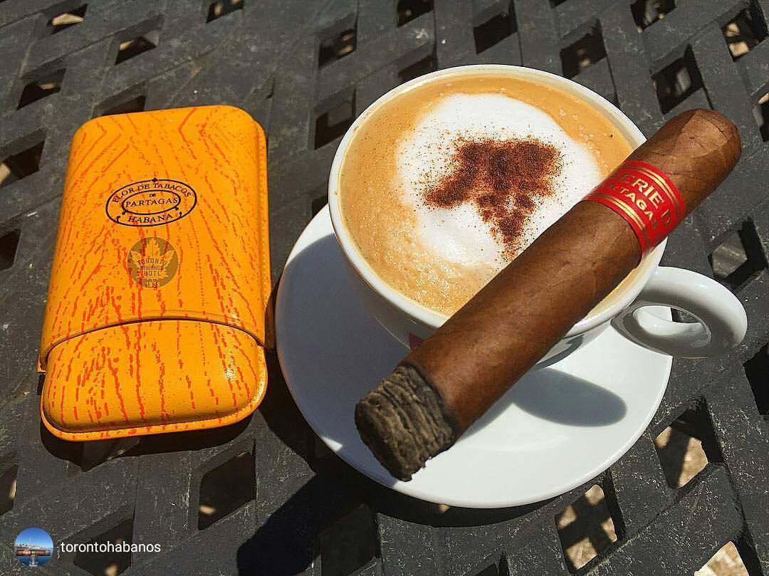 🌞🔥💨☕
#Repost 📸 from @torontohabanos
WWW.CIGARSANDWHISKEYS.COM
➖➖➖➖➖➖➖➖
Tag someone who’d love this!😉
:Like 👍, Repost 🔃, Tag 🔖 Follow 👣 Us & Subscribe ✍...