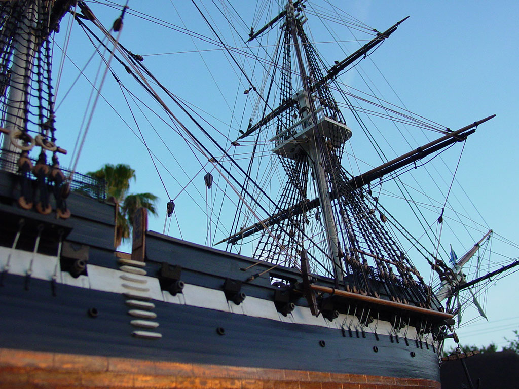 1/64th scale of the USS Constitution, looking fabulous as always.