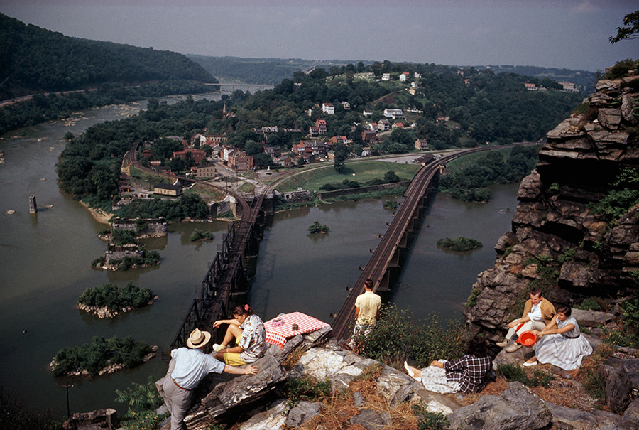 People picnic on the rocky heights that overlook Harpers Ferry in Maryland, 1962. Photograph by Volkmar K. Wentzel, National Geographic Creative