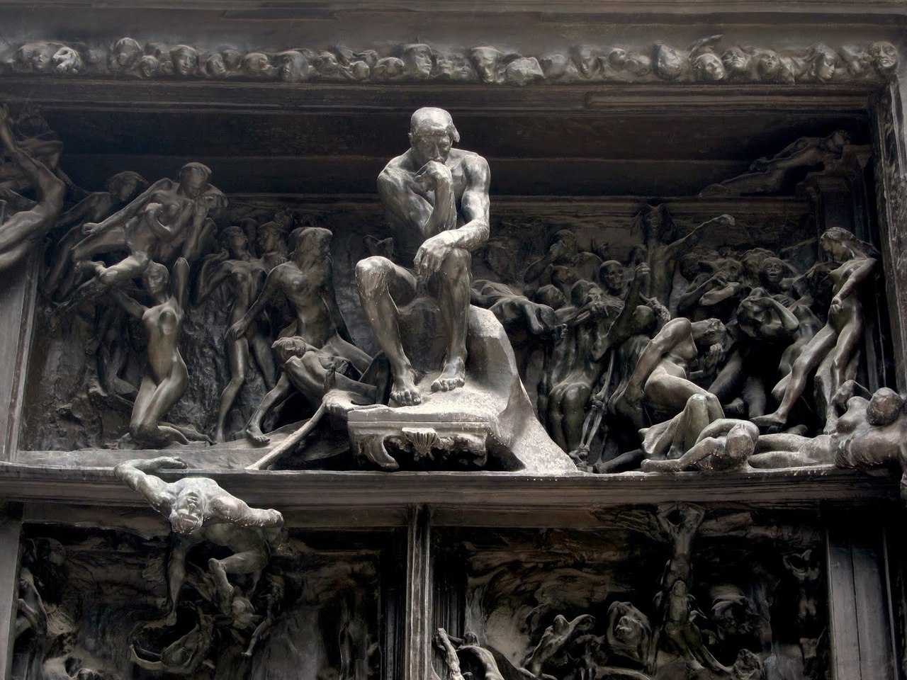 Mendimtari ne Portat e ferri_Auguste Rodin